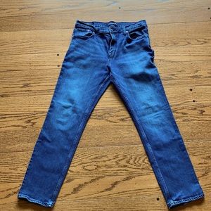 Calvin Klein 34x32 straight cut jeans.